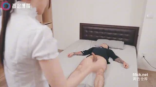 자고 잇는 오빠 자지를 빨아대는 여동생 (동양야동,아시아야동)