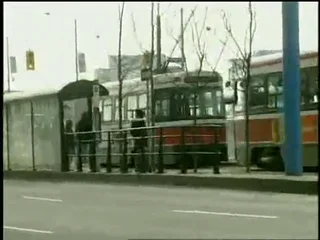 일반-여행와서 피곤해 잠든 여자의 팬티를 가위로 찢고 만지다가 덮치네 (한국야동,국산야동,한국야동 실시간)