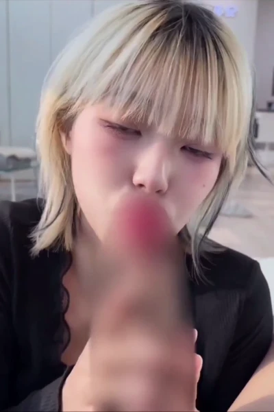 젖꼭지 피어싱녀 슬이 카우걸 라이딩 (한국야동,국산야동,한국야동 실시간)